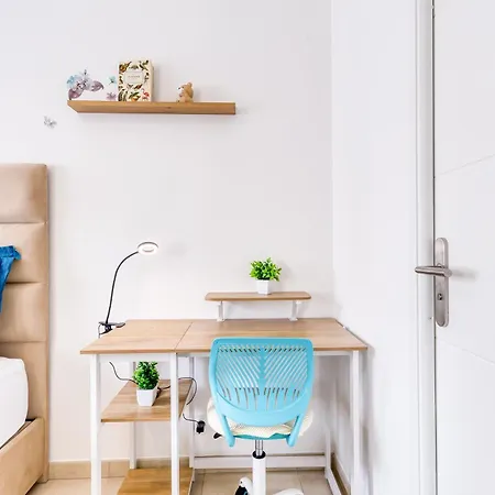 Luxe Neuf - Parking Prive Souterrain Gratuit - 10mn Paris Rer D - Lit 160x200 - Equipe - De 1 A 4 Pers - Near Paris Brand New With Secure Parking דירה